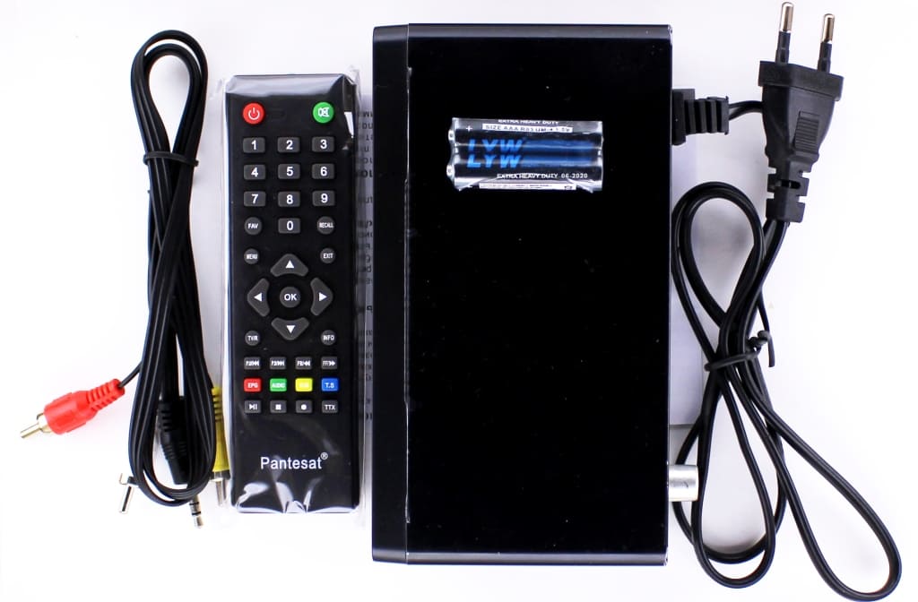 Цифровая DVB-T2 приставка, ресивер Pantesat HD-2558T2 для просмотра бесплатных каналов